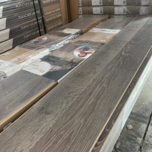 Laminate - 10 mm, 7,5 inch wide - AC3 MI Germany - Spalted Oak - BMB