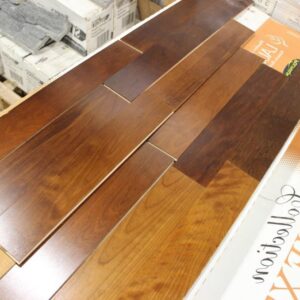 Engineered - Betula - Mill Run - 3 1/4 x 1/2" - Golden Walnut - Semi Gloss