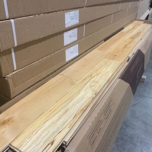 Hardwood - Birch - Millrun - 4 1/4 x 3/4" - Natural - Mat - Plancher du Nord