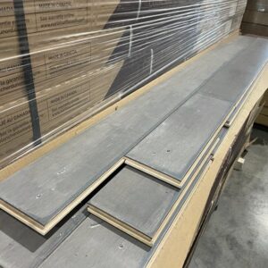 Hardwood - Canadian Hard Maple - Antique - 5 x 3/4" - Arctic - Mat- North Hardwood