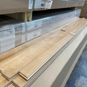 Hardwood - Hard Maple - 2 1/4 x 3/4" - Distinction - Sahara - Mat - Plancher Mercier