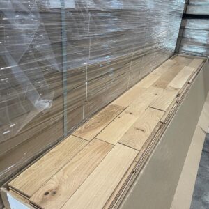Hardwood - Canadian White Oak - 3 1/4 x 3/4" - Rustic - Mat Finish - Naked Color (Light White Wash Color) - Wickham Flooring