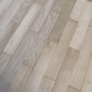 Hardwood Lot 688 sq.ft. - Maple - Select - 10mm, 50mm x 300mm - Lamparquet