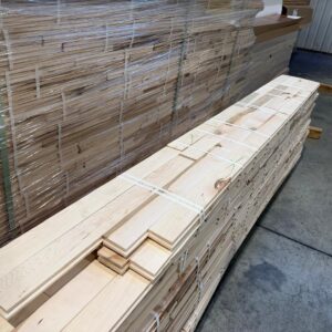 Hardwood - Maple - 2 1/4 x 3/4" - Tavern Grade - Square Edge - Unfinished