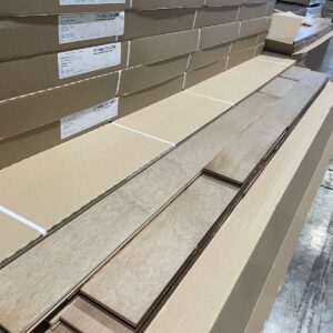 Hardwood - Maple - 4 1/4 x 3/4 - Cottage - Smoked Mansion - Treasure - Matt Finish - Plancher Mercier Flooring