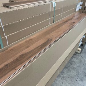Hardwood - Maple - Café au Lait - 4 1/4 x 3/4" - Bistro - Mat - Lauzon
