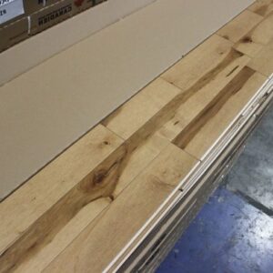 Hardwood - Maple - Commun - 3 1/4 x 3/4" - Classic - Semi-Gloss