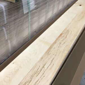 Hardwood - Maple - Mill Run - 4 1/4 x 3/4 - Natural - Matte