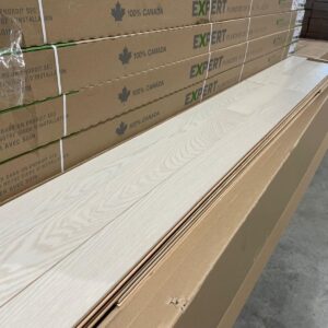 Hardwood - Red Oak - 3 1/4 x 3/4" - Tradition - Gobi - Mat Finish