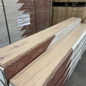 Engineered - Hickory - 7.5 inch x 3/4 - Premium 7 Foot Boards 90% - Pacific - Naked Brushed - Plancher Du Nord