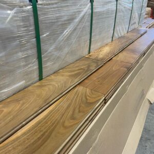 Hardwood - IPE Lapacho - Millrun - 4" x 3/4 - Natural - Gloss 10% Finish