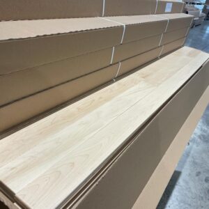 Hardwood - Maple - Natural - 3 1/4 x 3/4" - Select - Brushed Mat Finish