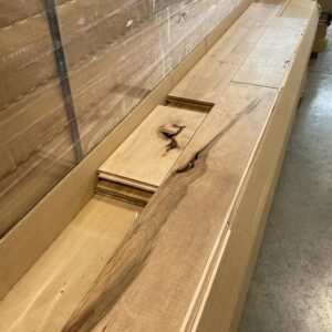 Hardwood - Hard Maple - Campagnard - 5 x 3/4" - Latte Ultra Rustic - Brushed - Marteau