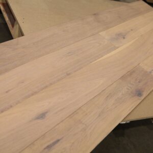 Engineered - White Oak - Premium - 6" x 9/16 - White Wash - Matte