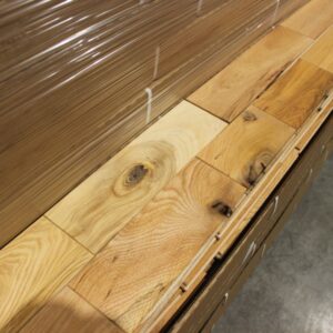 Hardwood - Oak - Colonial - 4 1/4 x 3/4" - Western - Oiled