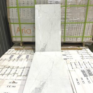 Porcelain Tile - 12 x 24 - Retina Calacatta - Polish Finish - Aria Vici
