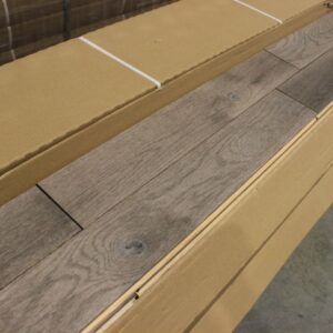 Hardwood - Red Oak - Northplank - 4 1/4 x 3/4" - Titanium - FX