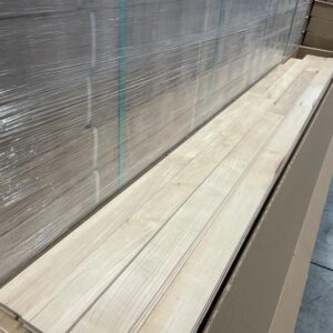 Hardwood - Silver Maple - 2 1/4 x 3/4" - Natural - Mat - Wickham