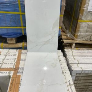 Porcelain - Aria Vici - 12 x 24 - Smoke White - Polished