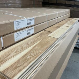 Hardwood - White Ash - Rural - 4 1/4 x 3/4" - Natural - Mat - Mercier