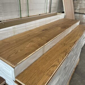 Engineered - White Oak - 7.5 Inch, 5/8 - Premium Lengths - 4mm wear layer - Natural Smoked Handscraped - Aria Vici