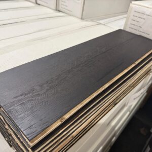Engineered - White Oak - 3.5 Inch x 24" x 4mm Wear Layer - CAN+ - Herringbone - Black Tea - Brushed