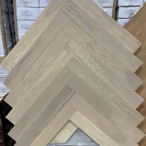 Engineered - White Oak - 5 inch, 15 mm, 4mm wear layer, 36 Inch - Pacific - Unfinished - Plancher Du Nord