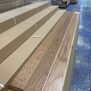 Hardwood - Red Oak - 5 inch x 3/4" - Millrun Latte- Brushed Finish, Plancher Marteau