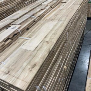 Hardwood - Maple - Maple 4 Inch Colonial ‘’Ultra Rustic ‘’, 3/4, Unfinished
