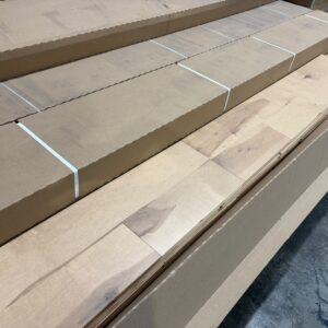Hardwood – Maple – 4 1/4 x 3/4 – Rural – Prada – Matt